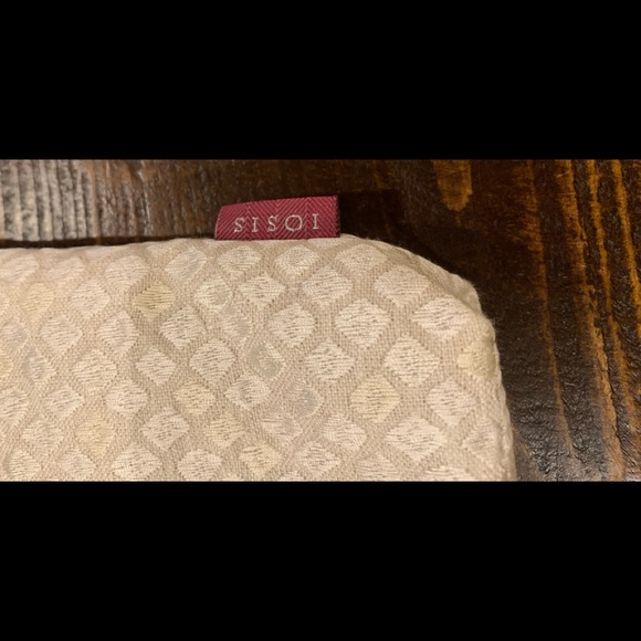 Textured Pouch - Picture 2 of 3